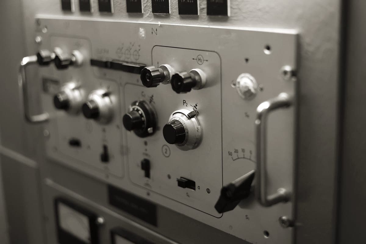 A control dial on a piece of equipment, set by hand